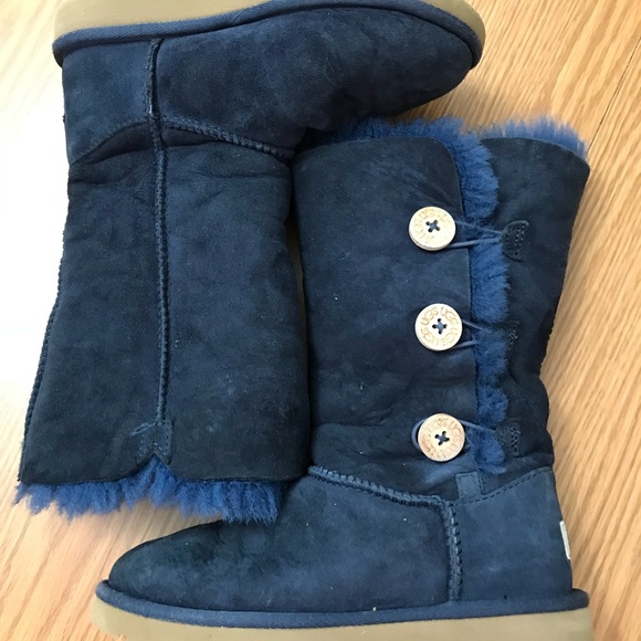 UGG Other - Girls 1 Ugg Bailey Button blue boots